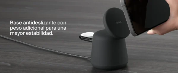 Base de carga 2 en 1 inalambrica Qi2 Belkin negra